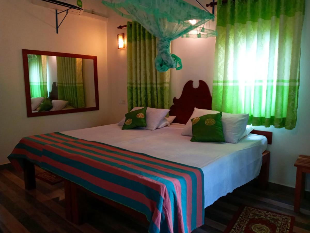 Hideaway Homestay Habarana Exterior foto